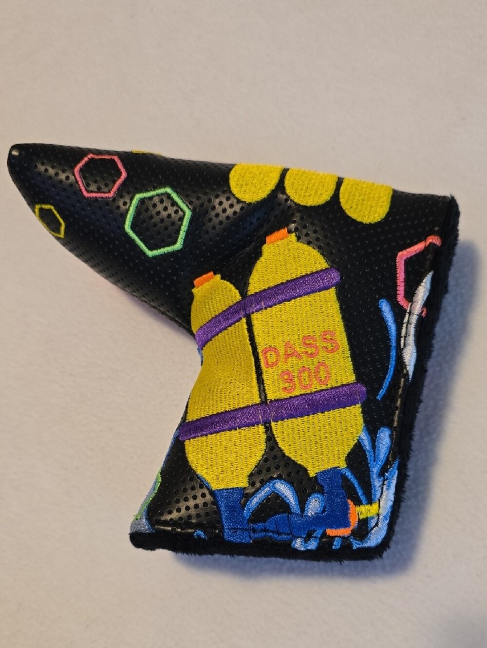 RARE Bettinardi Colorful Made in USA Putter Headcover - Pink & Black - Picture 2 of 12